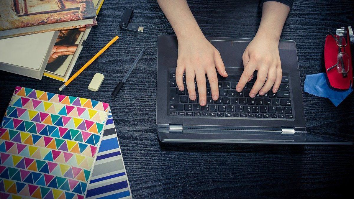 80% офісних робітників працюватимуть віддалено 80% офісних робітників працюватимуть віддалено