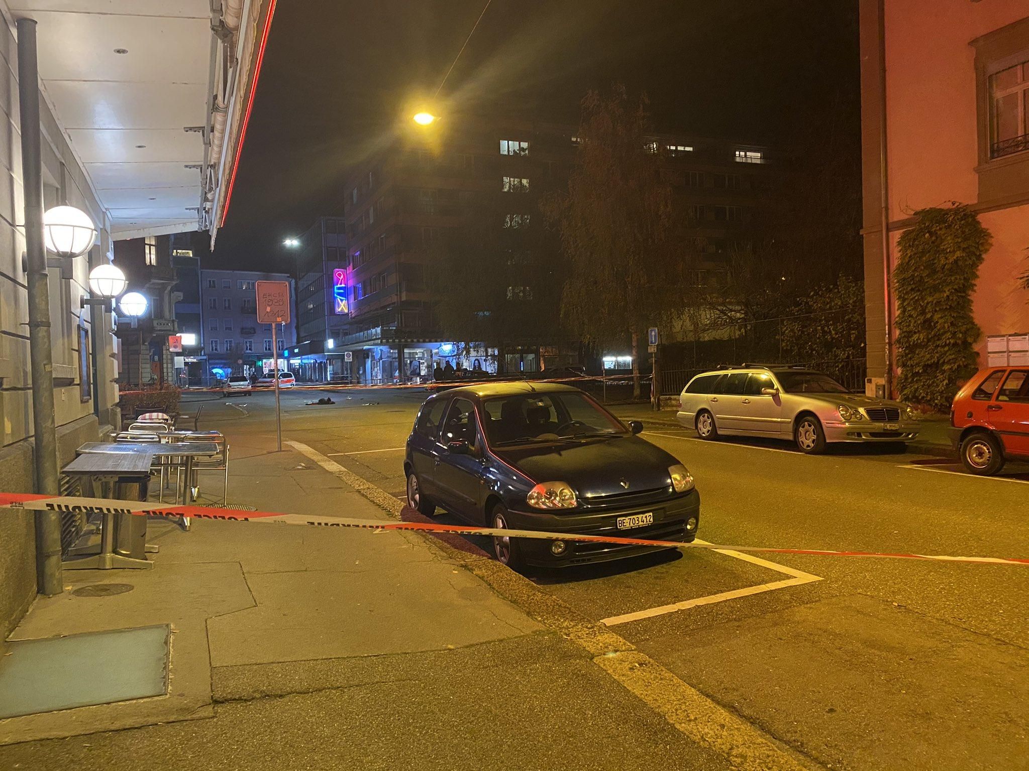 Невідомий відкрив стрільбу у швейцарському місті Біль: відео Невідомий відкрив стрільбу у швейцарському місті Біль: відео