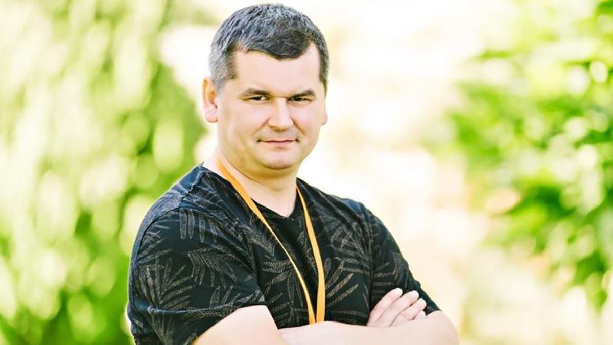 Браслети замість оцінок і уроки в інстаграмі: вчитель став популярним Браслети замість оцінок і уроки в інстаграмі: вчитель став популярним