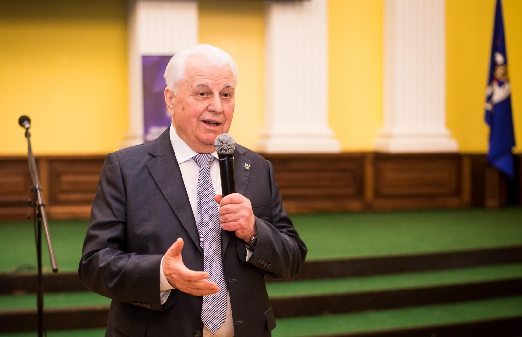 Кравчук пояснил, какие действия Украины помогут провести выборы на Донбассе Кравчук пояснил, какие действия Украины помогут провести выборы на Донбассе