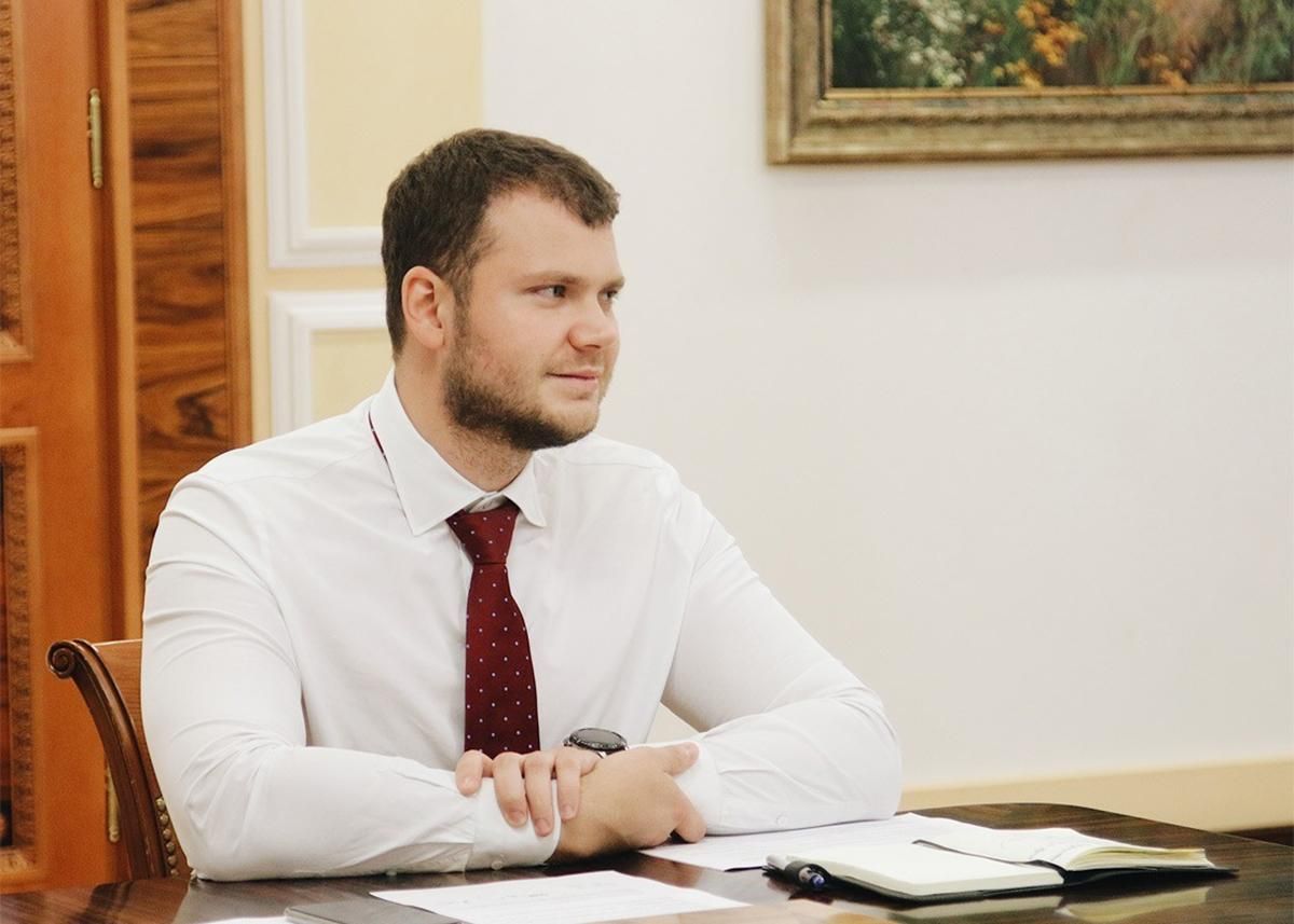 Міністра Криклія звинувачують у таємних переговорах Міністра Криклія звинувачують у таємних переговорах