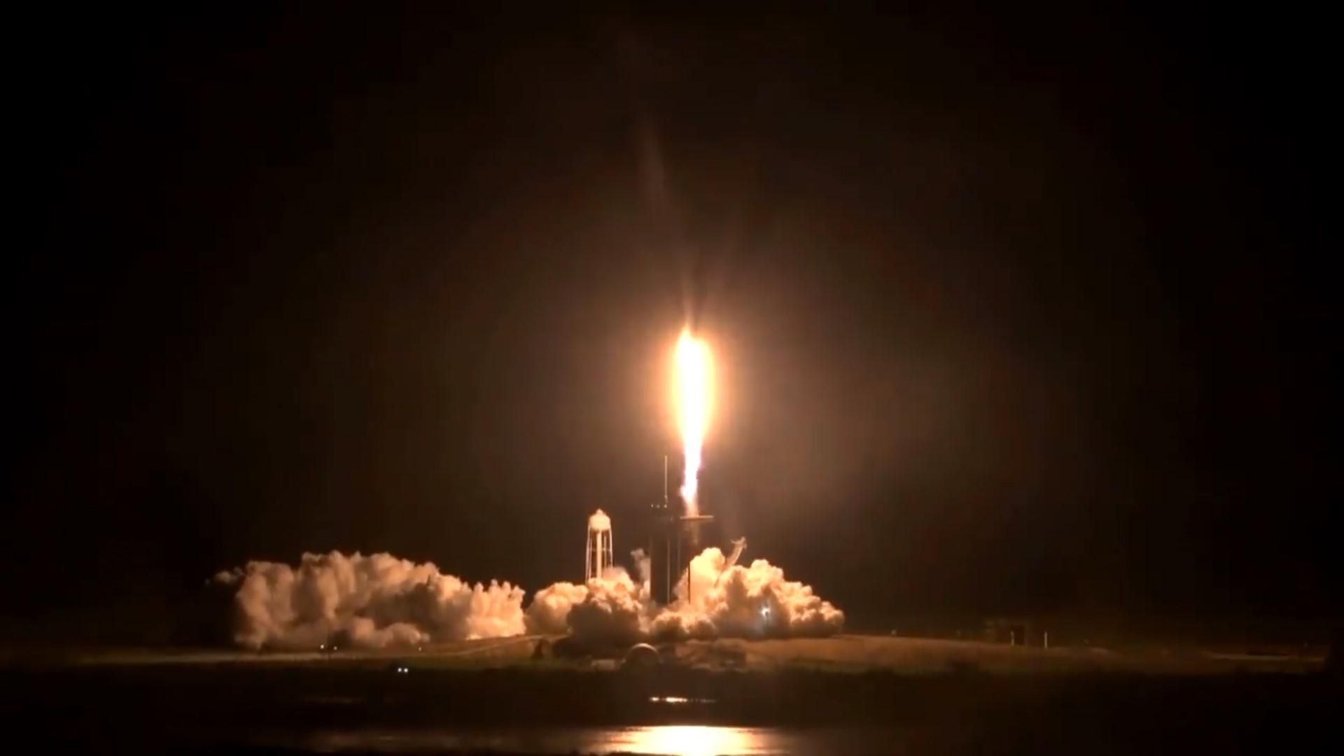 Запуск SpaceX Crew Dragon: онлайн трансляция миссии Crew 1