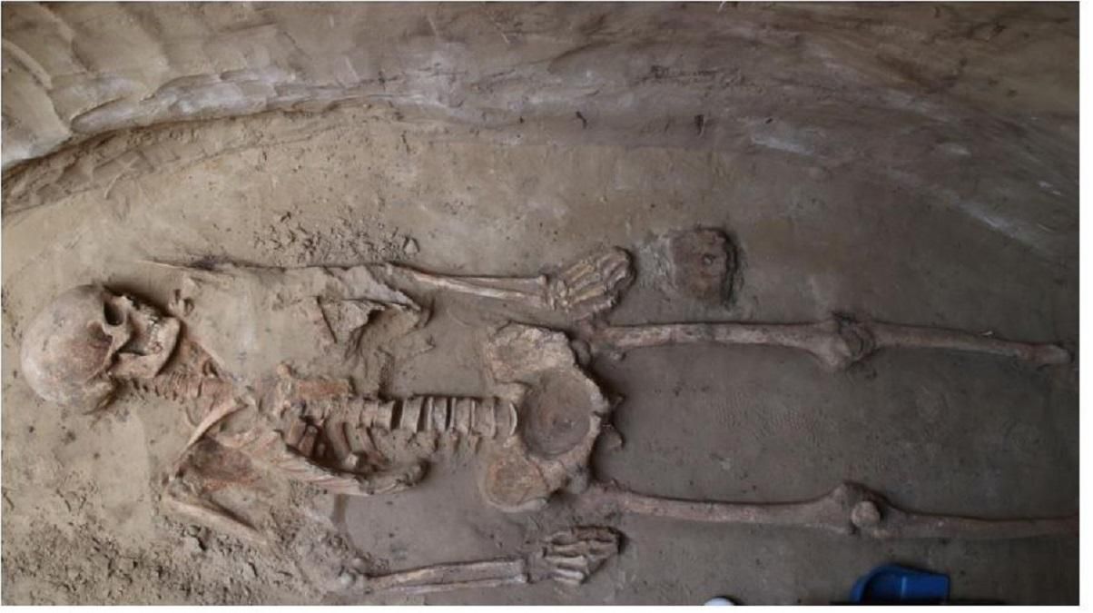 Поховання скіфського воїна знайшли на Хортиці: фото і деталі