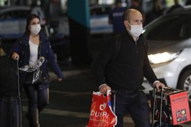 Такого не было больше месяца: в Словакии падает уровень заражений COVID-19