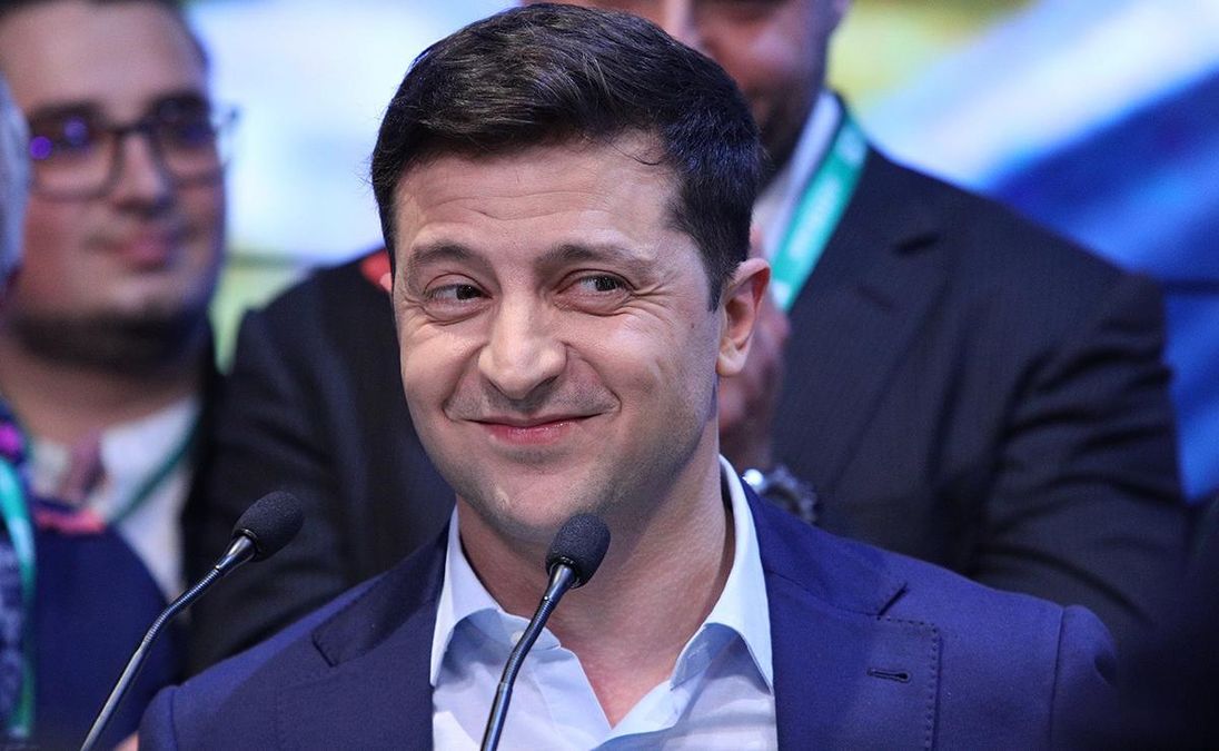 Зеленский анонсировал возможные кадровые перестановки во власти Зеленский анонсировал возможные кадровые перестановки во власти
