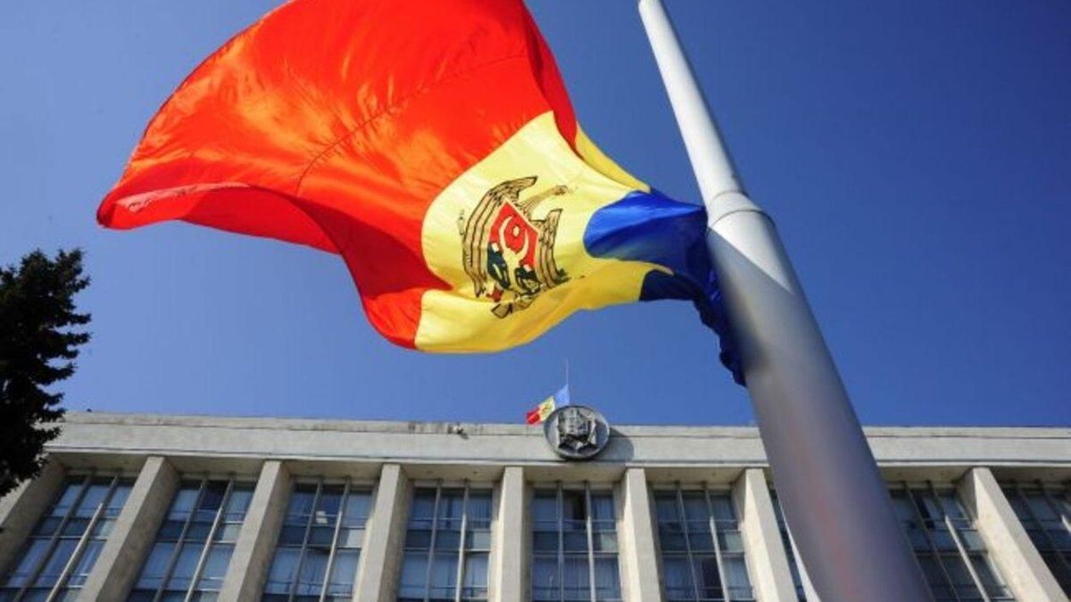 У Молдові стартував 2 тур виборів президента У Молдові стартував 2 тур виборів президента