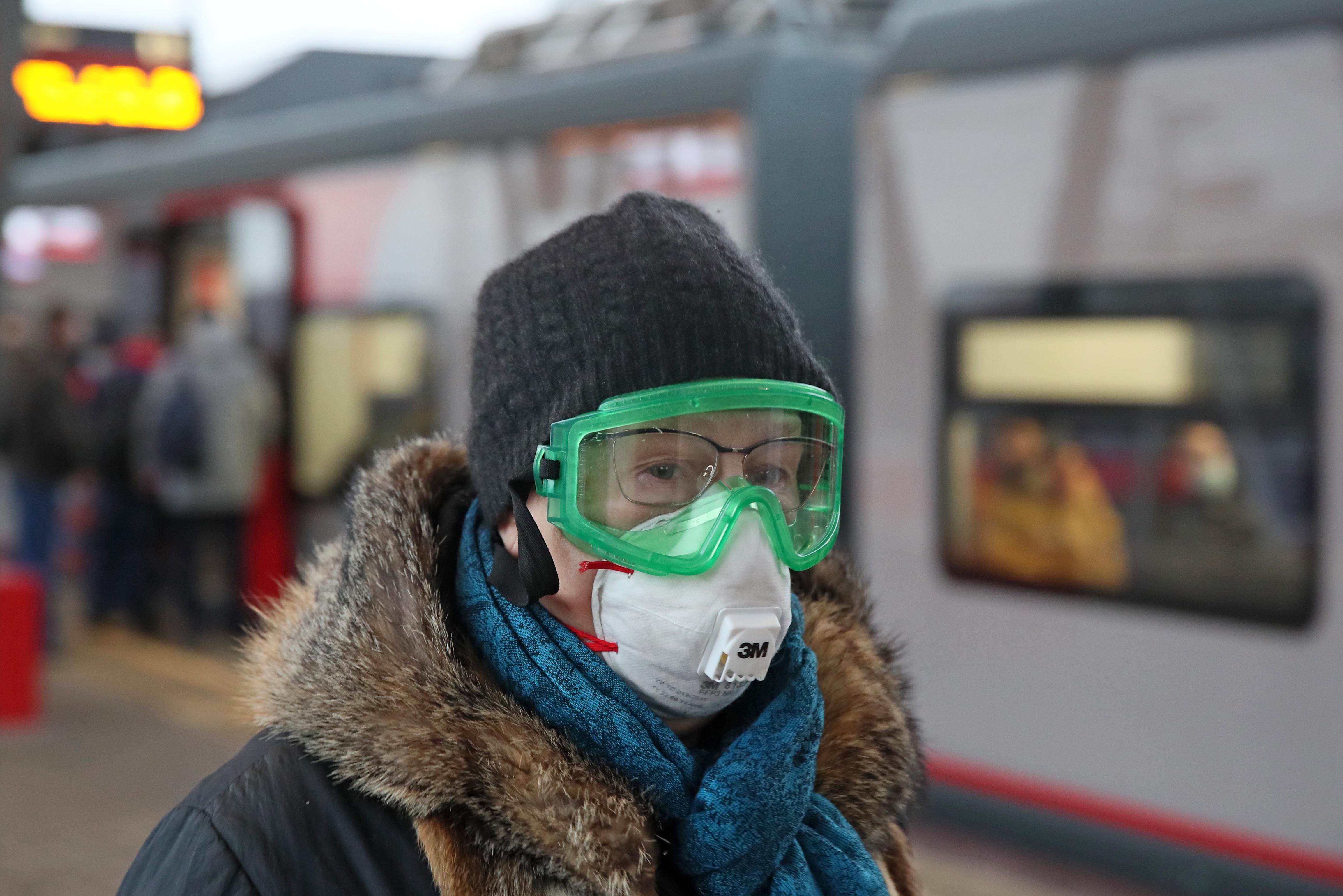 Вакцина може не врятувати людство від масок та дистанції Вакцина може не врятувати людство від масок та дистанції