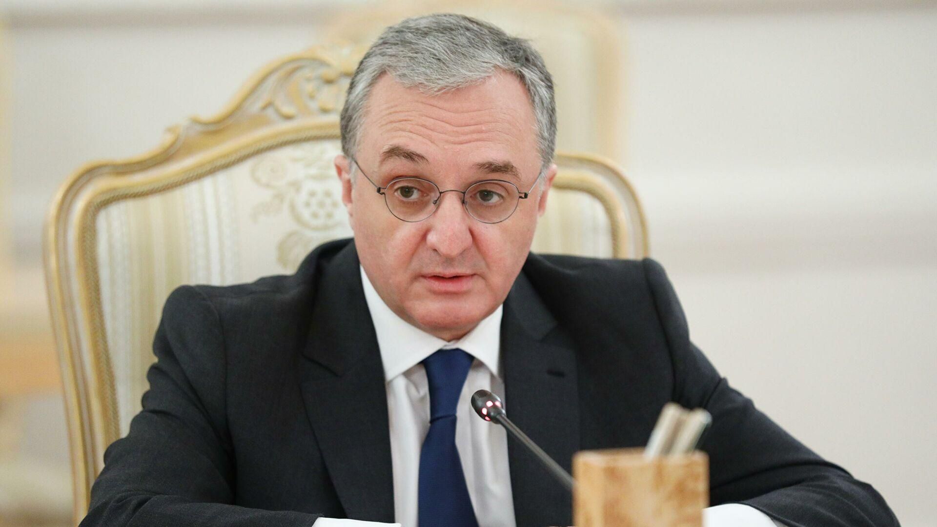 Глава МЗС Вірменії Мнацаканян подав у відставку на тлі протестів