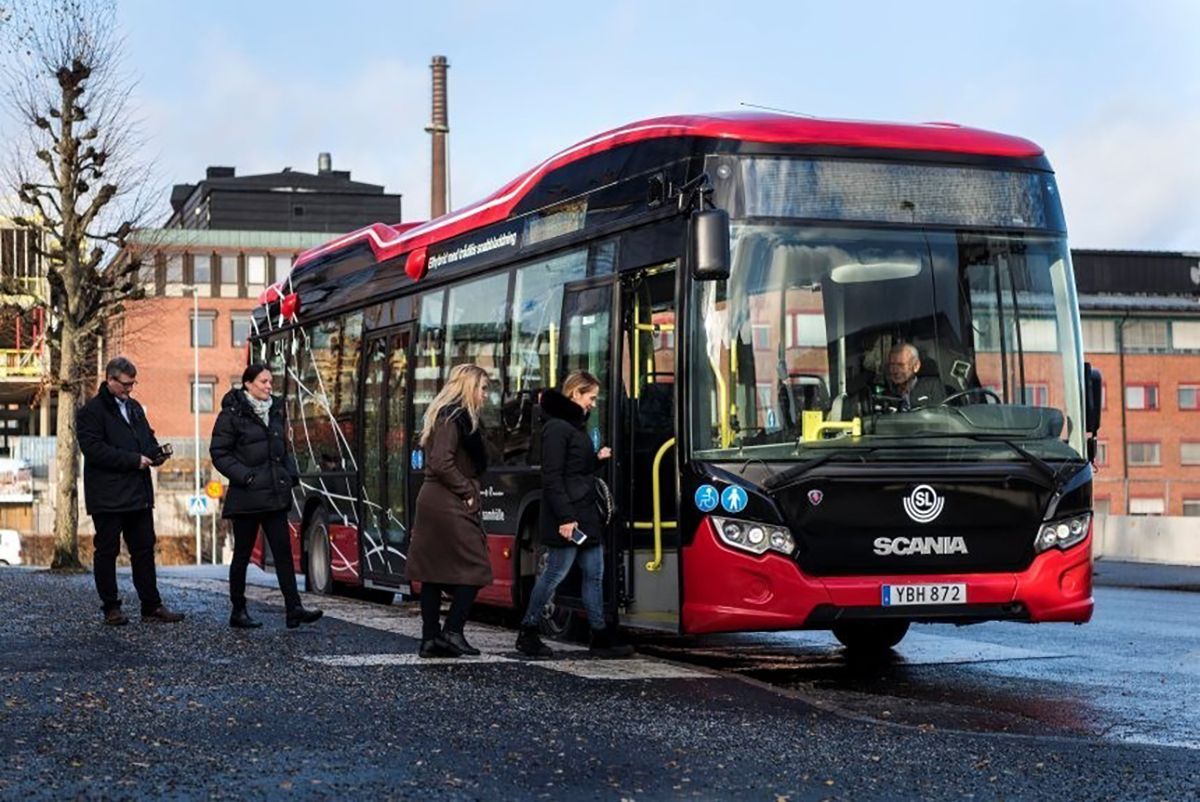 У Швеції запустили вдвічі більше автобусів через COVID-19