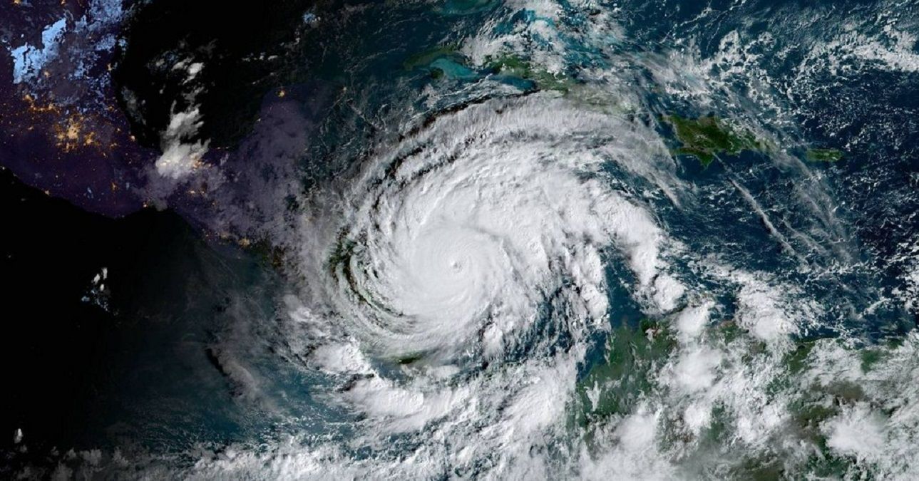 Ураган Йота суне на Центральну Америку: можливі повені та зсуви – фото