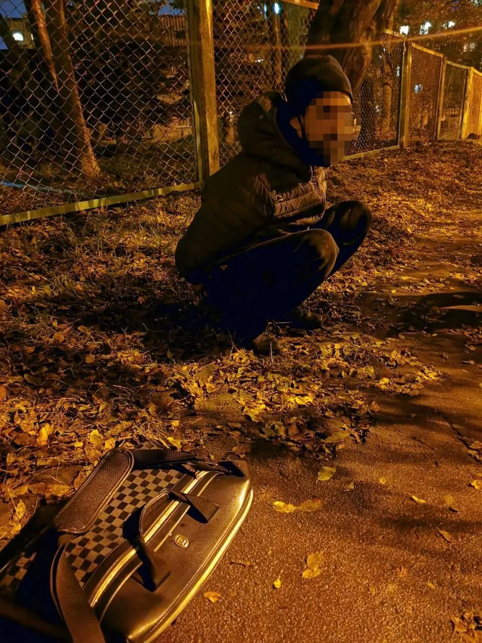 Обікрав 20 автівок: у Львові злодія затримали на гарячому – фото Обікрав 20 автівок: у Львові злодія затримали на гарячому – фото