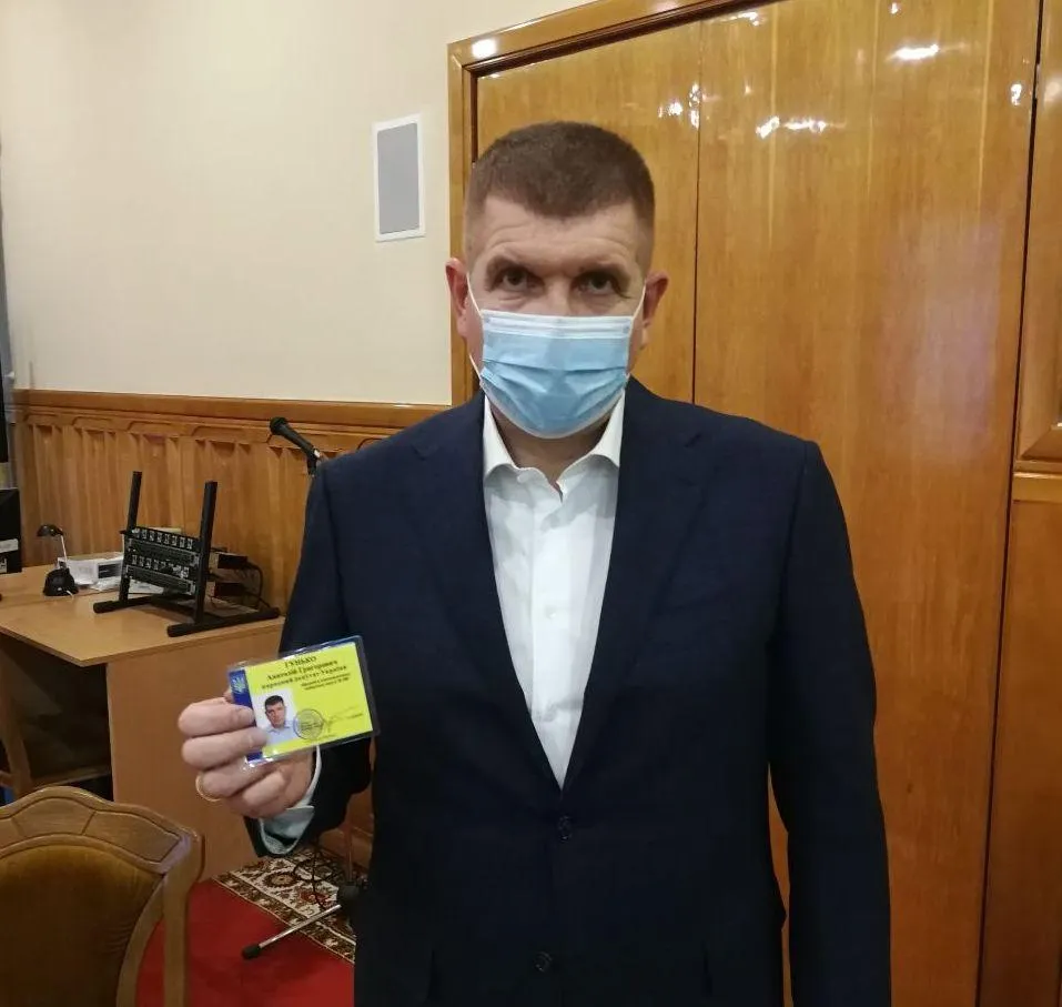 Анатолій Гунько склав присягу народного депутата