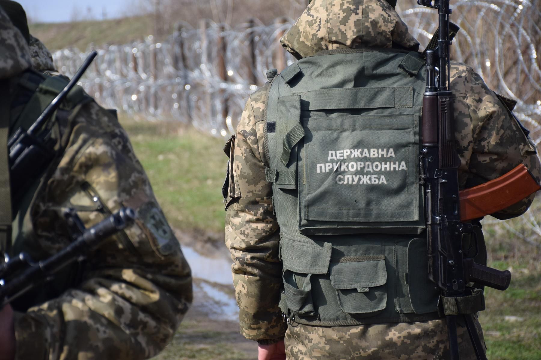 Скандал на Закарпатті: місцеві взяли в облогу прикордонний підрозділ 