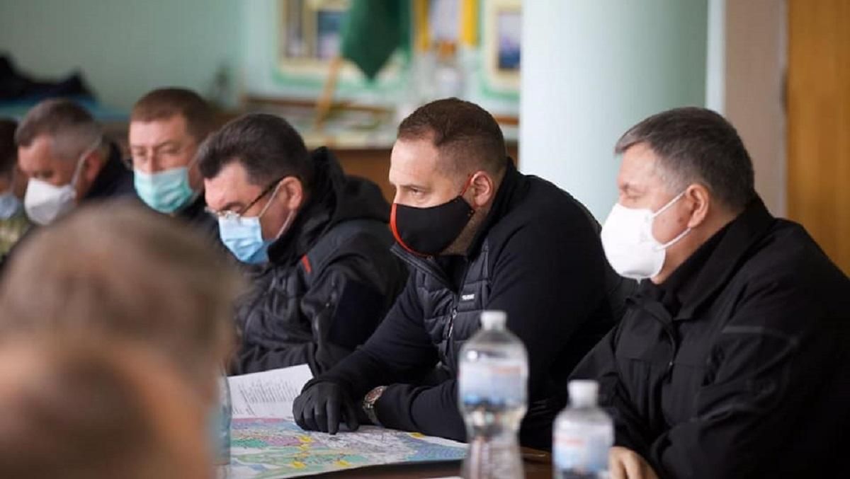 Как Андрей Ермак борется с коронавирусом: детали от головы ОПУ Как Андрей Ермак борется с коронавирусом: детали от головы ОПУ