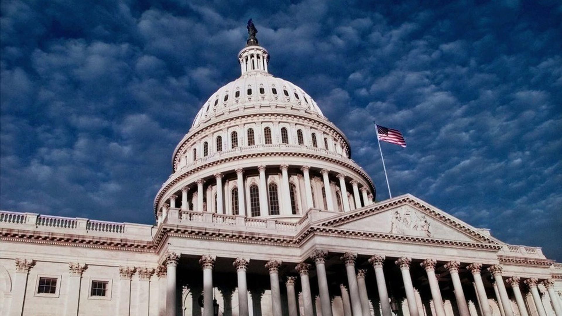 Конгресс США рекомендовал ввести санкции против России Конгресс США рекомендовал ввести санкции против России