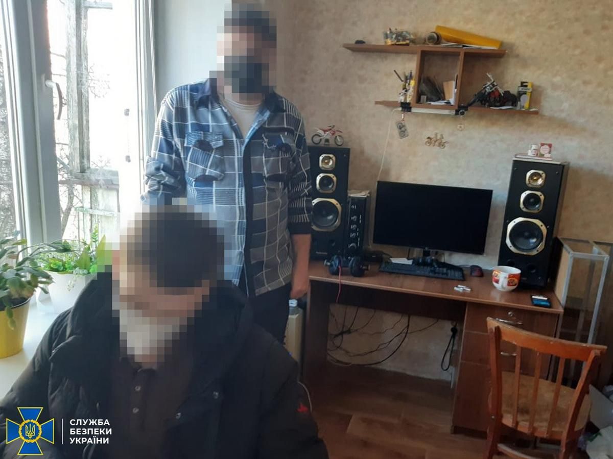 На Черкащині викрили хакера, який знімав інформацію зі смартфонів