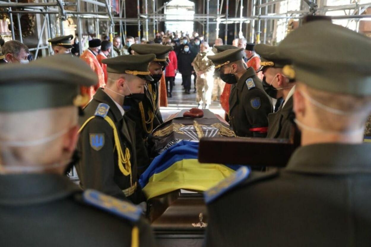 У Львові попрощалися з загиблим героєм Іваном Горошком: фото У Львові попрощалися з загиблим героєм Іваном Горошком: фото