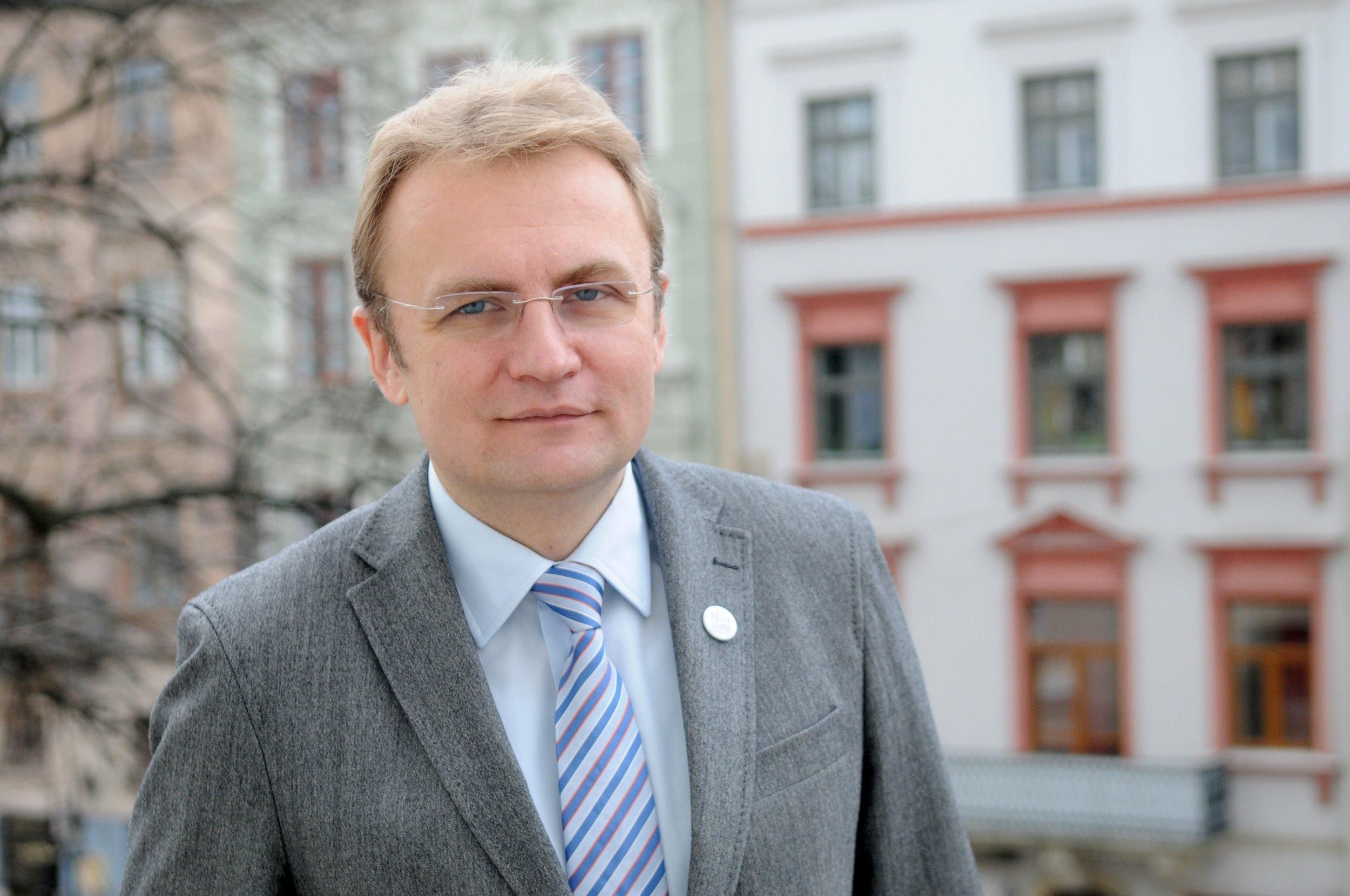 Садовий розповів, кому робитимуть нові тести на антиген до COVID-19 Садовий розповів, кому робитимуть нові тести на антиген до COVID-19