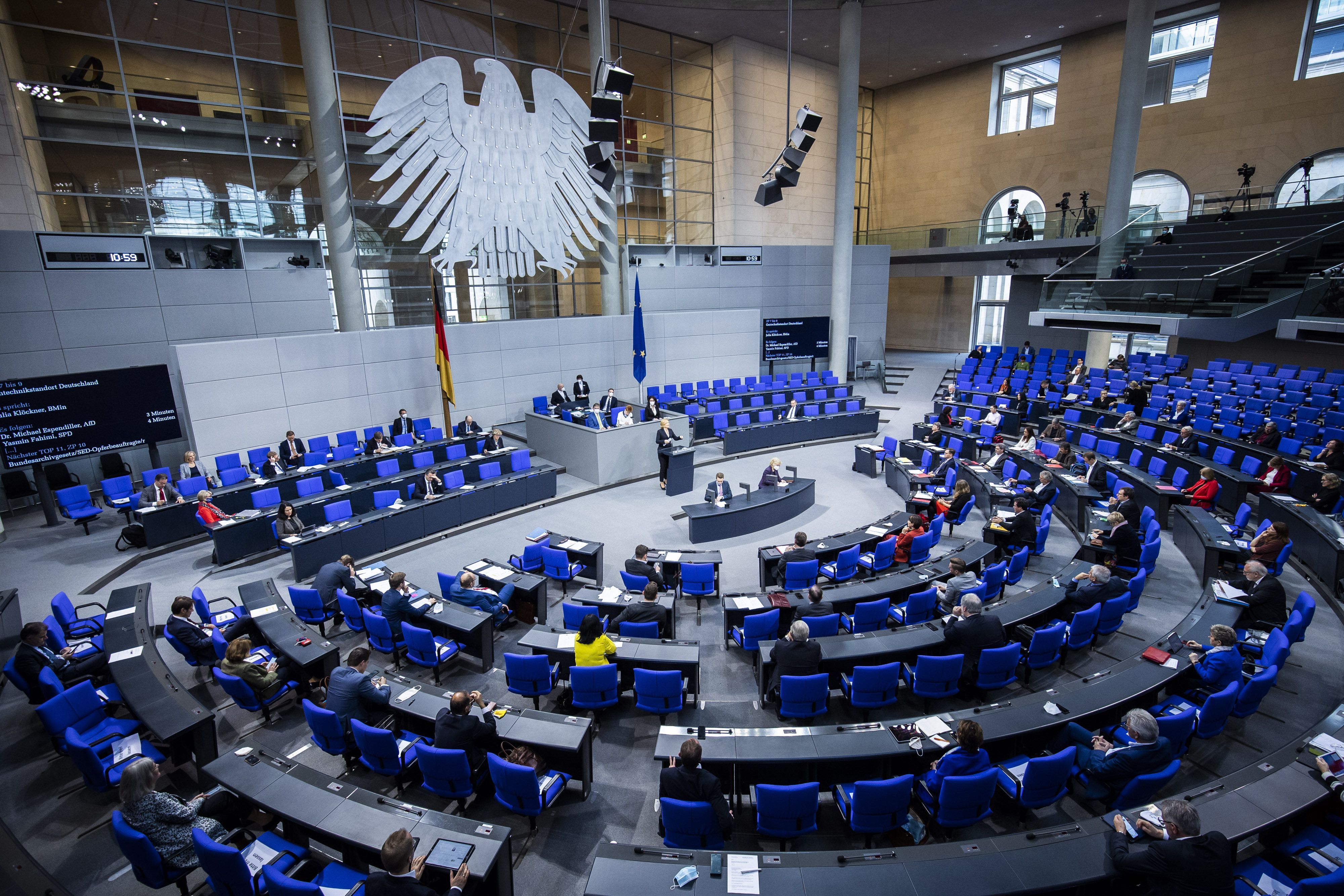 Депутати Бундестагу проголосували проти підтримки Північного потоку-2 