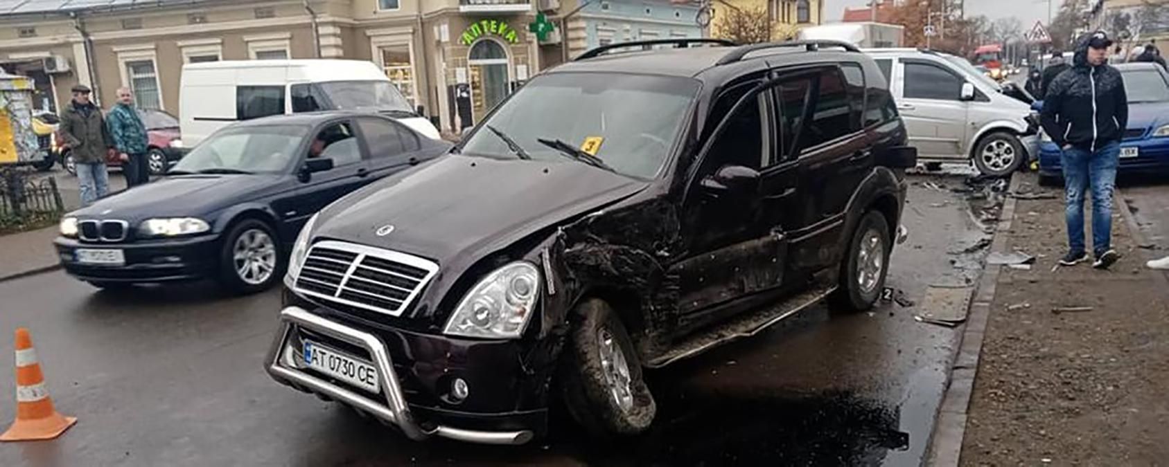 Новоизбранный мэр на Прикарпатье попал в аварию фото