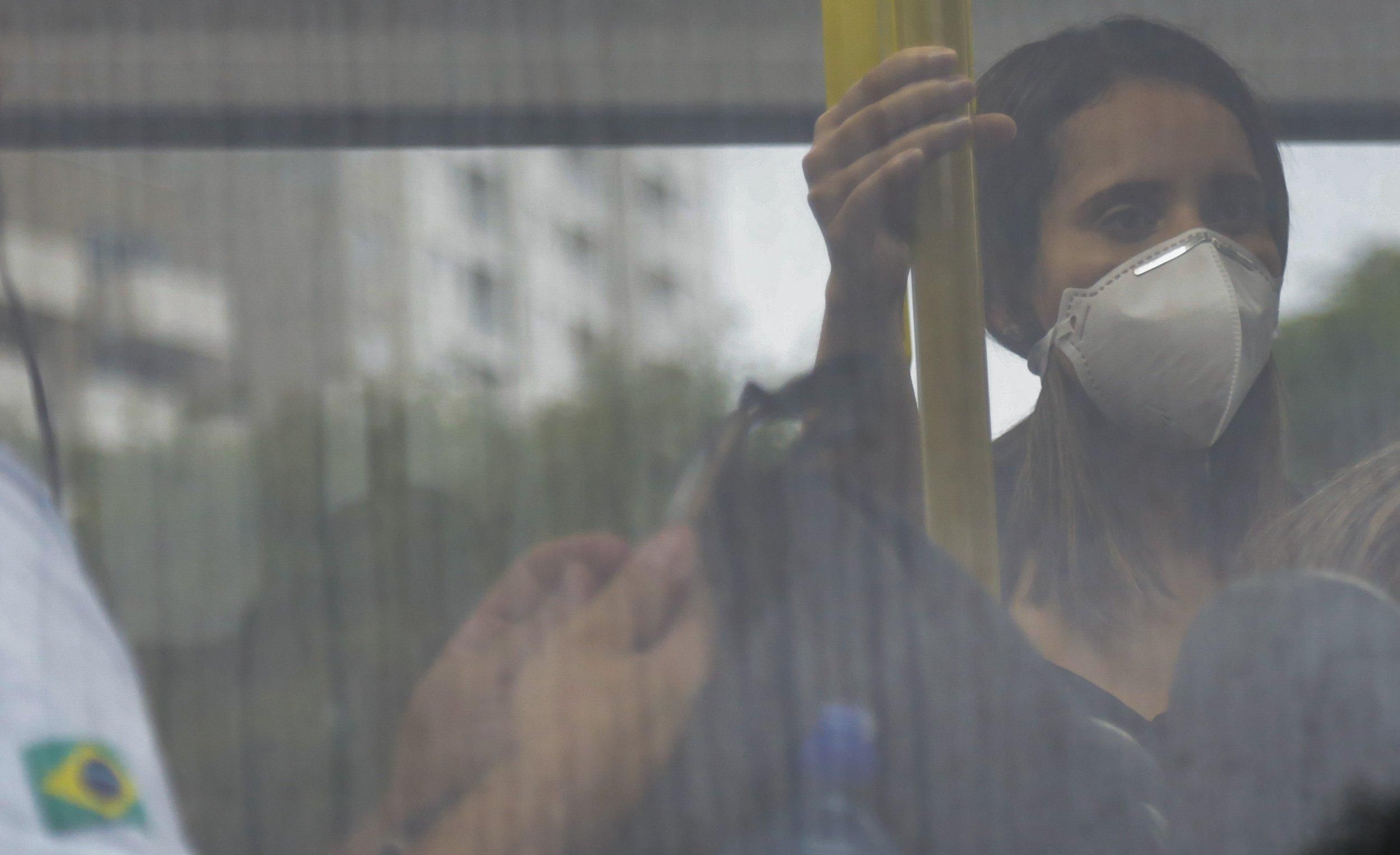 Поліція перевіряє маски у Харкові 21 листопада 2020: відео