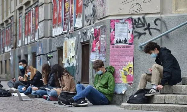 Сидячий протест в Італії