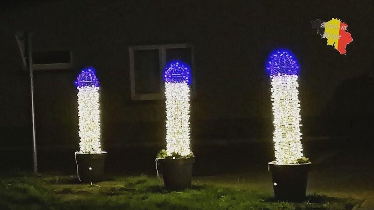 Похожие на пенисы: в Бельгии к Рождеству установили странные фонари