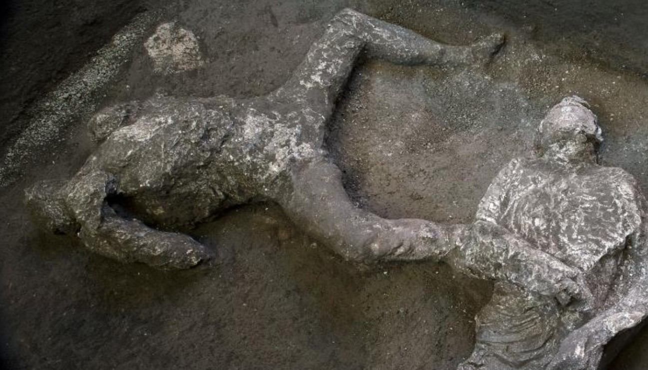 Поблизу Помпеї виявили стародавні рештки жертв вулкану: фото 
