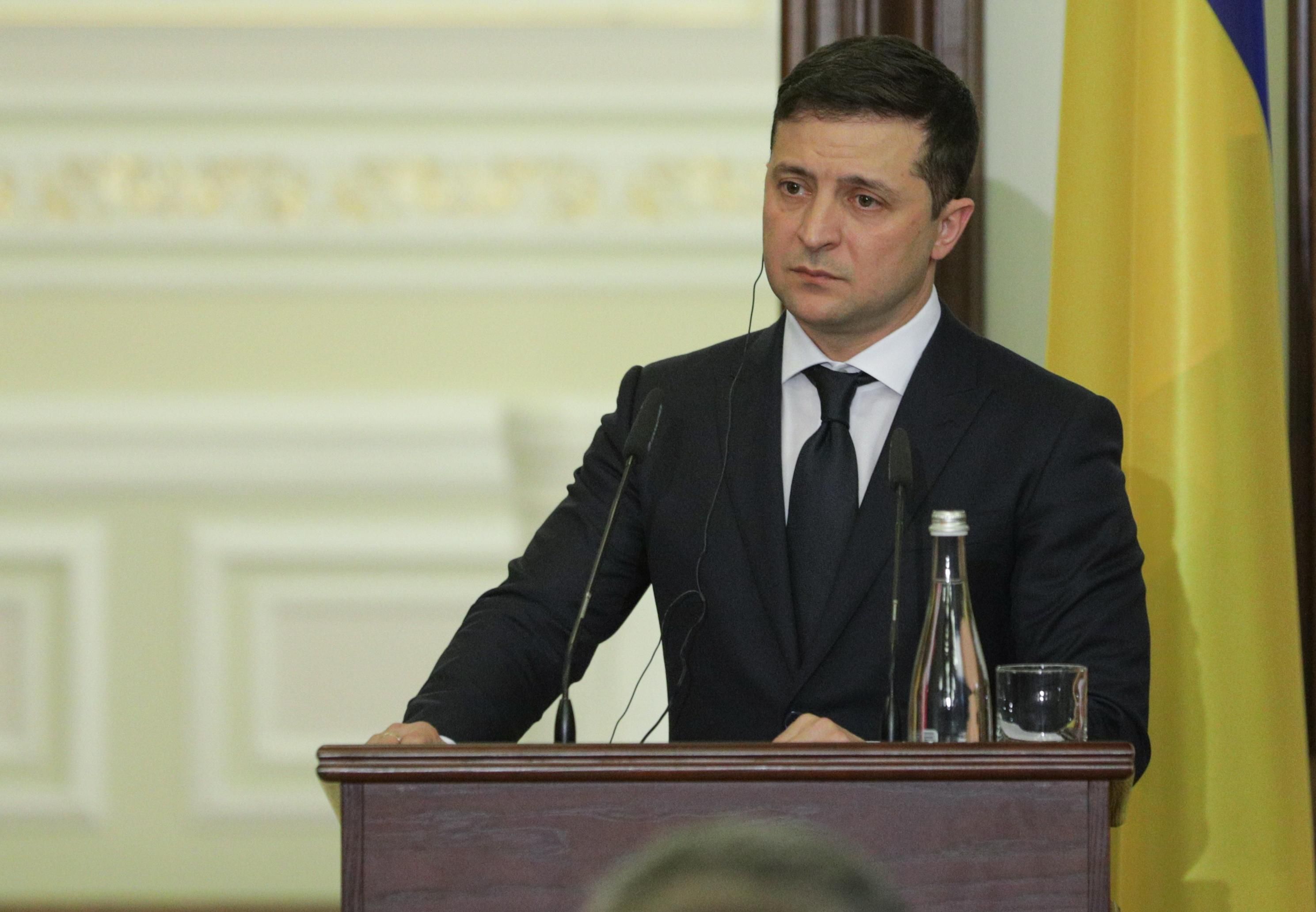 Ми маємо зробити все, щоб уникнути повного локдауну. – Зеленський Ми маємо зробити все, щоб уникнути повного локдауну. – Зеленський