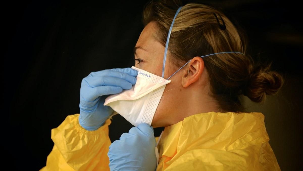 За время пандемии уже более пол миллиона украинцев заболели коронавирусом