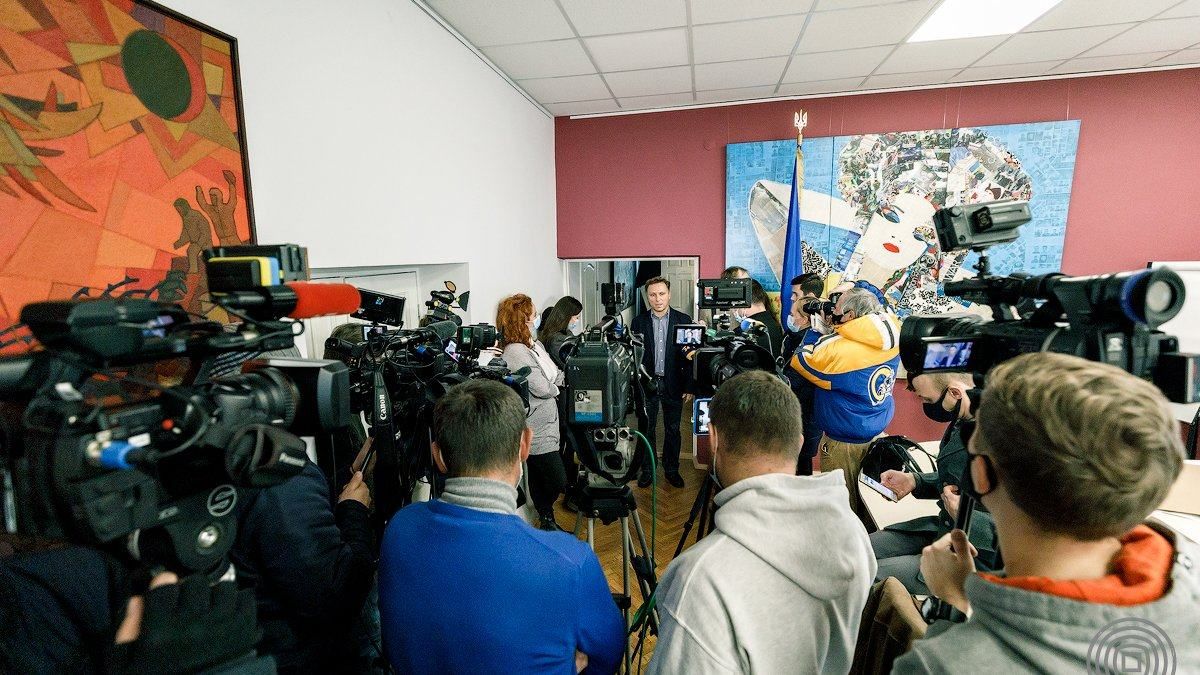 Обыски в Музее Революции Достоинства: директор связал это с Россией Обыски в Музее Революции Достоинства: директор связал это с Россией