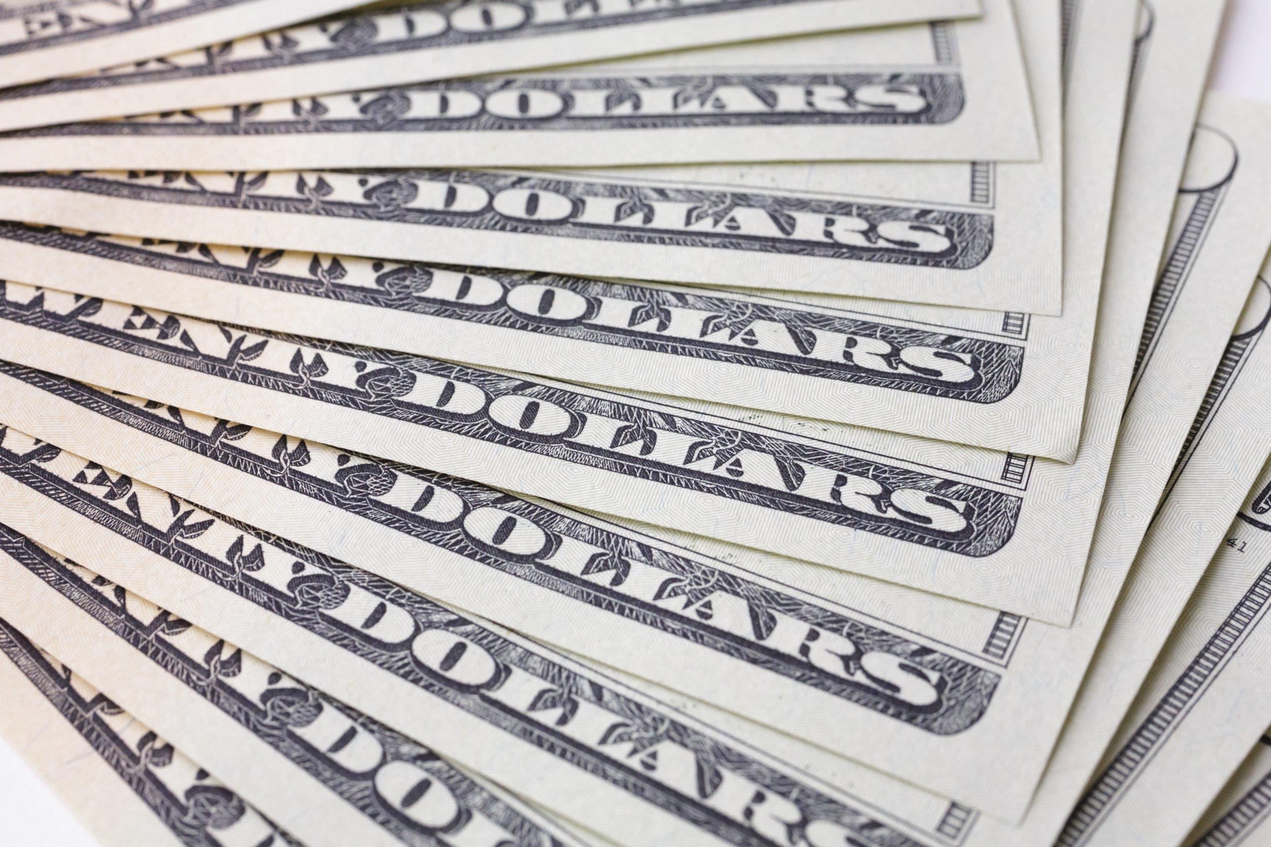 Позичить 300 мільйонів доларів: як Україна подолає наслідки COVID-19 Позичить 300 мільйонів доларів: як Україна подолає наслідки COVID-19