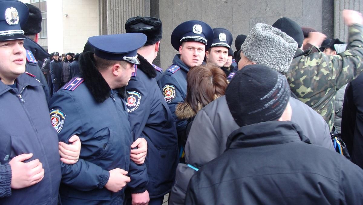 Держзрадники з Криму можуть уникнути відповідальності: чому та як Держзрадники з Криму можуть уникнути відповідальності: чому та як