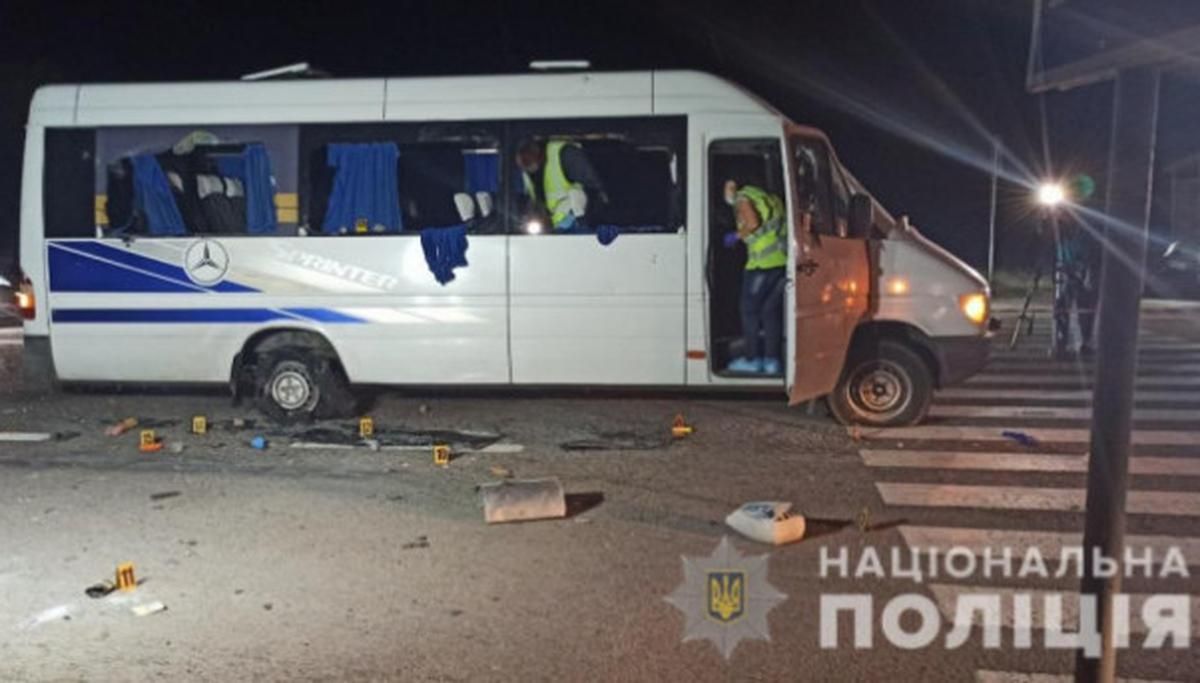 Суд випустив із СІЗО підозрюваних у нападі на тітушок Киви Суд випустив із СІЗО підозрюваних у нападі на тітушок Киви