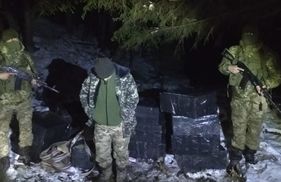 Выстрелы помогли: на границе с Румынией задержали 17-летнего контрабандиста – фото