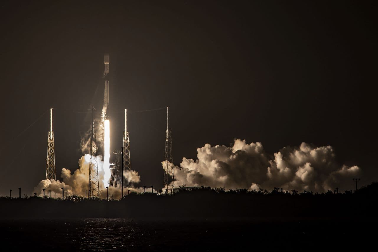 SpaceX седьмой раз запустила первую ступень ракеты Falcon 9