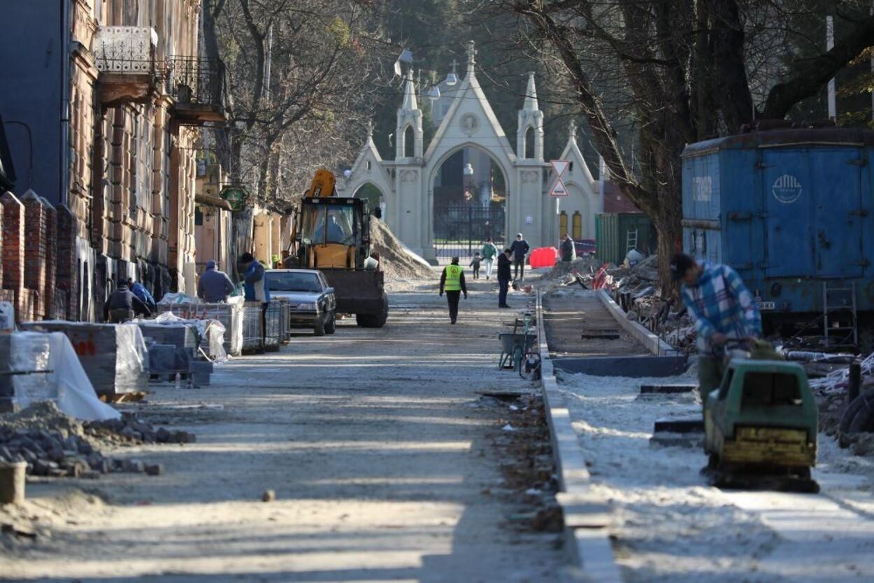 Будуть ремонтувати: у Львові перекриють частину вулиці Пекарської – фото