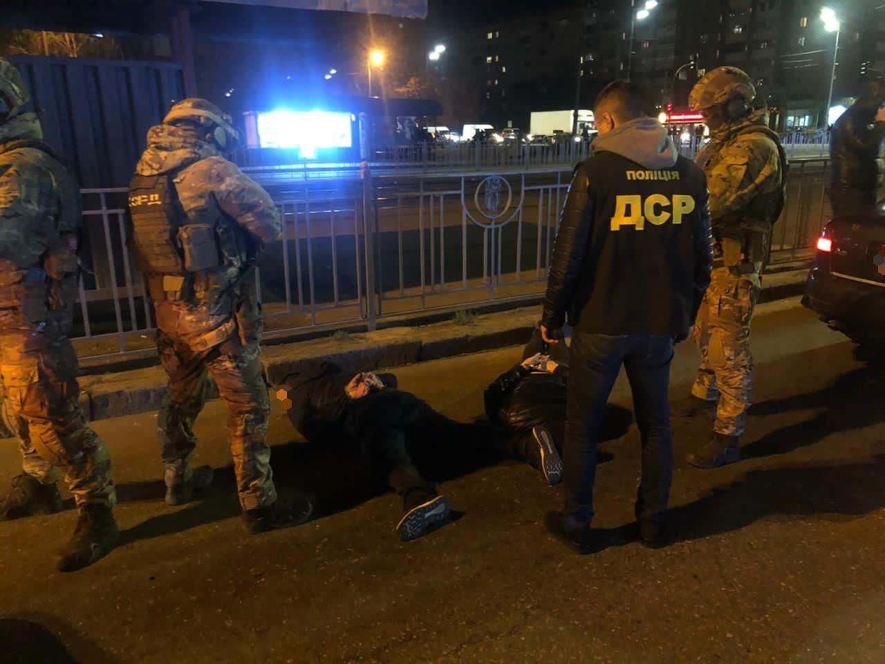 У Києві 24.11.2020 затримали замовників викрадення рома з Харкова