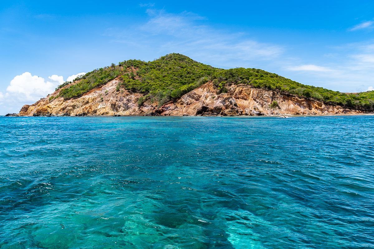 Украина получила безвизовых со страной Сент-Винсент и Гренадины Украина получила безвизовых со страной Сент-Винсент и Гренадины