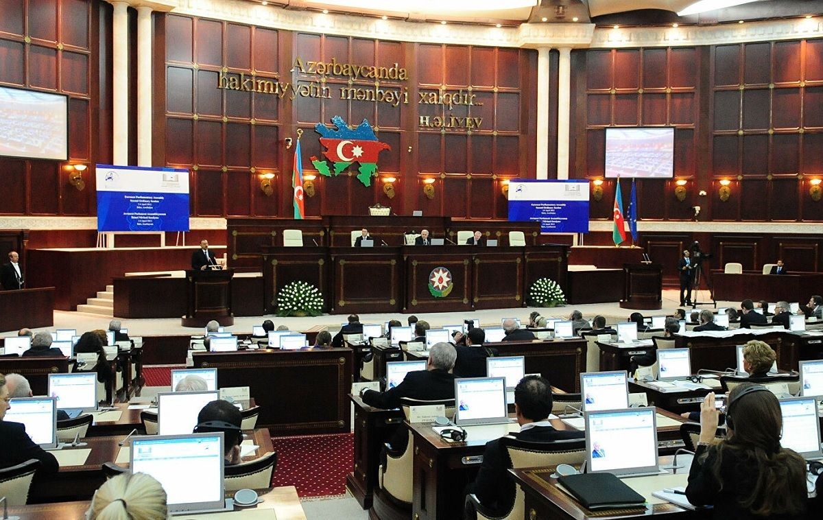 Азербайджан хоче, виключення Франції з мінської групи по Карабаху Азербайджан хоче, виключення Франції з мінської групи по Карабаху