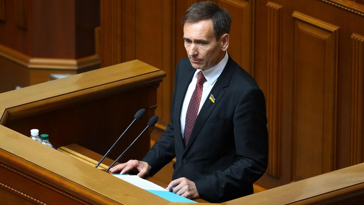 Коли в Раду подадуть законопроєкт про брехню в деклараціях