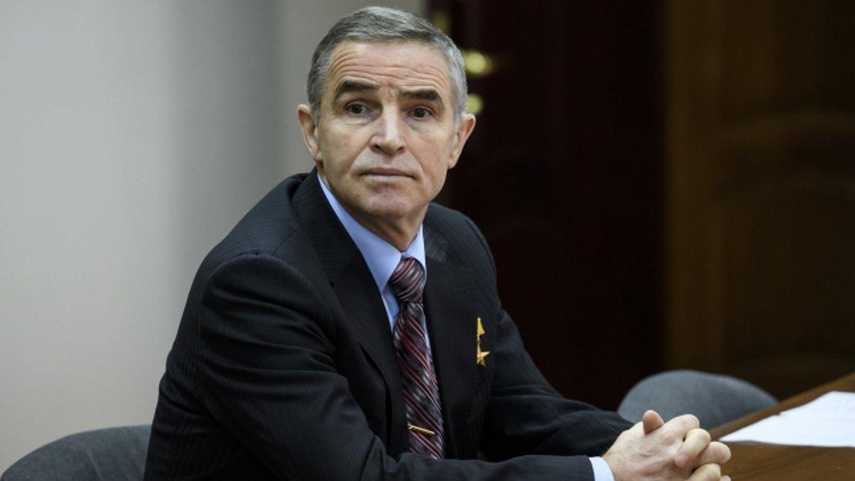 В Украине выпустили сувенирную банкноту с Каденюком В Украине выпустили сувенирную банкноту с Каденюком