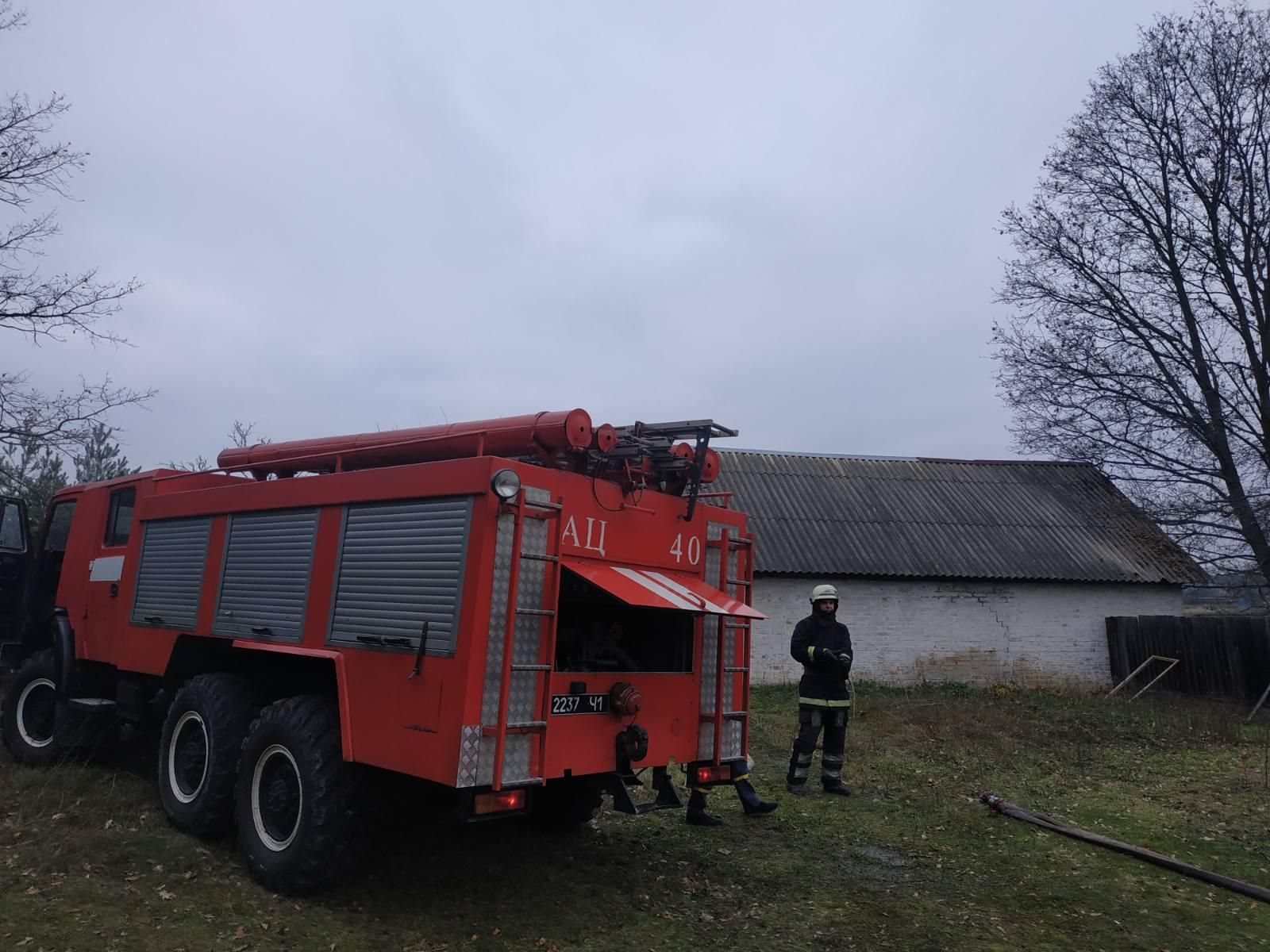 На Київщині у пожежі загинуло 3 людей