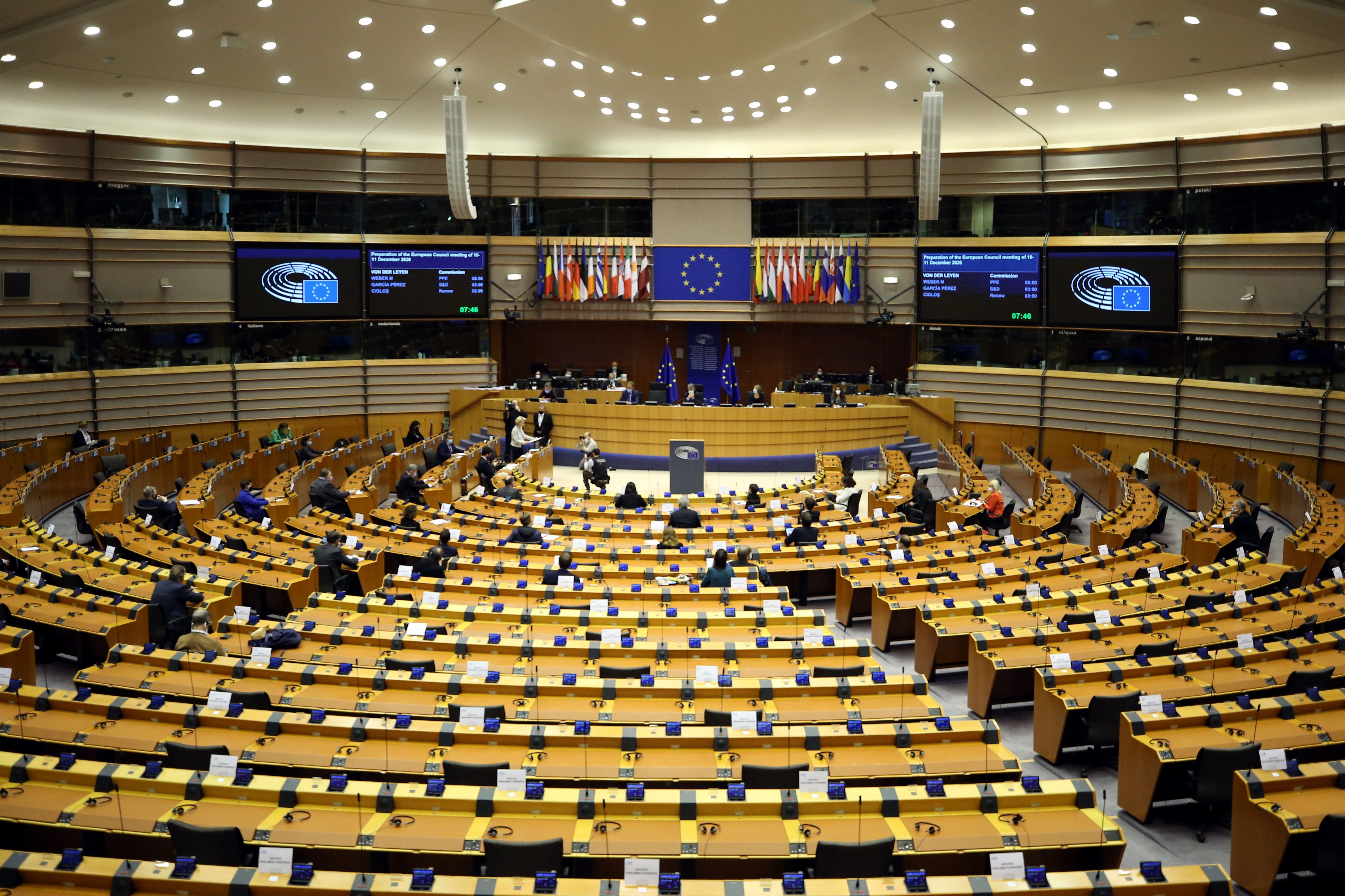 Требуют расследовать смерти: Европарламент принял резолюцию по ситуации в Беларуси