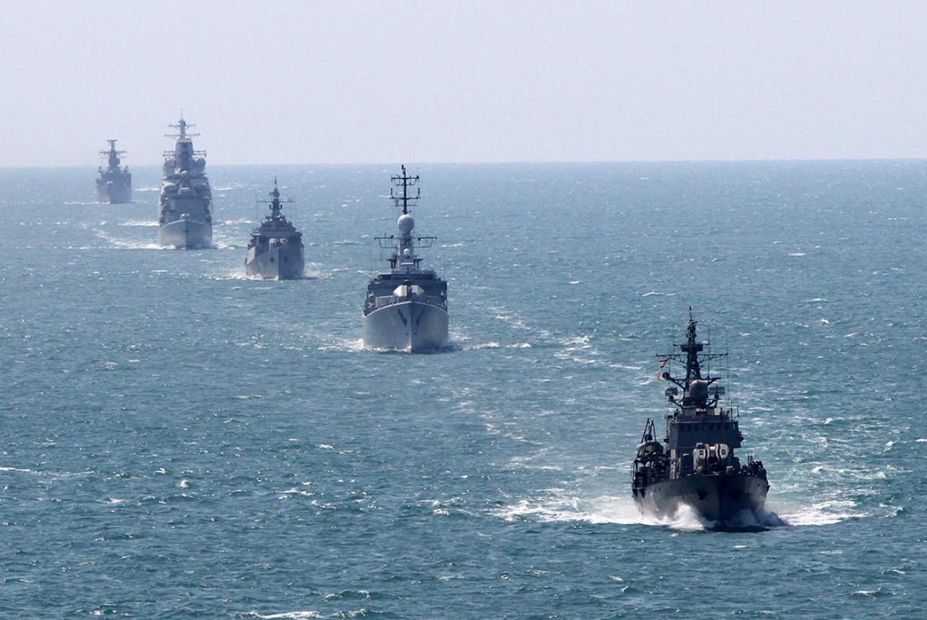 Як запобігти російській анексії Чорного та Азовського морів: відповідь