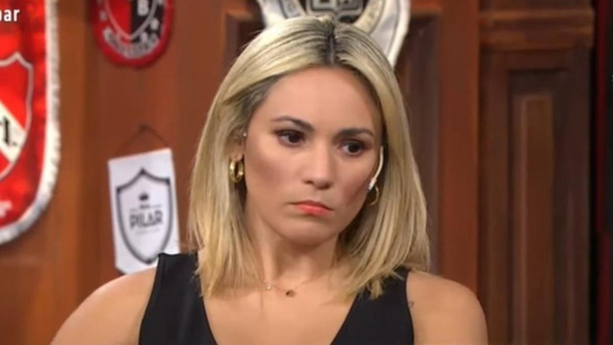 Колишню наречену Марадони не пустили на прощання з футболістом