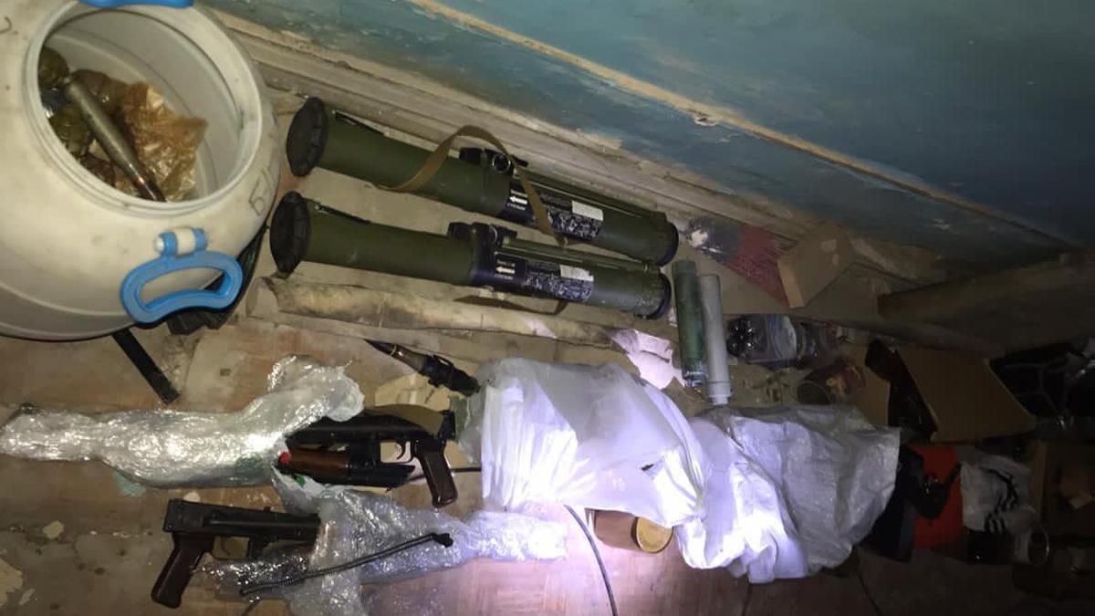 Оружие, которое нашли в НААН в Киеве, принадлежало охранной фирме