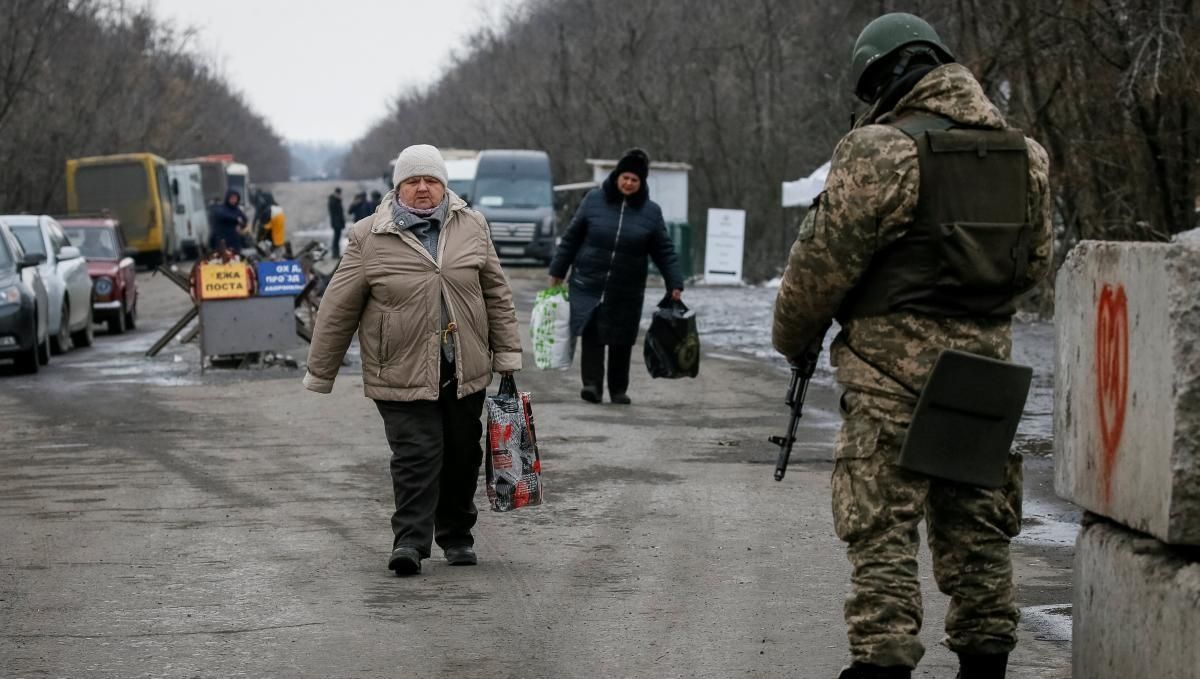 Россия призывает жителей Донбасса к своей армии: что известно