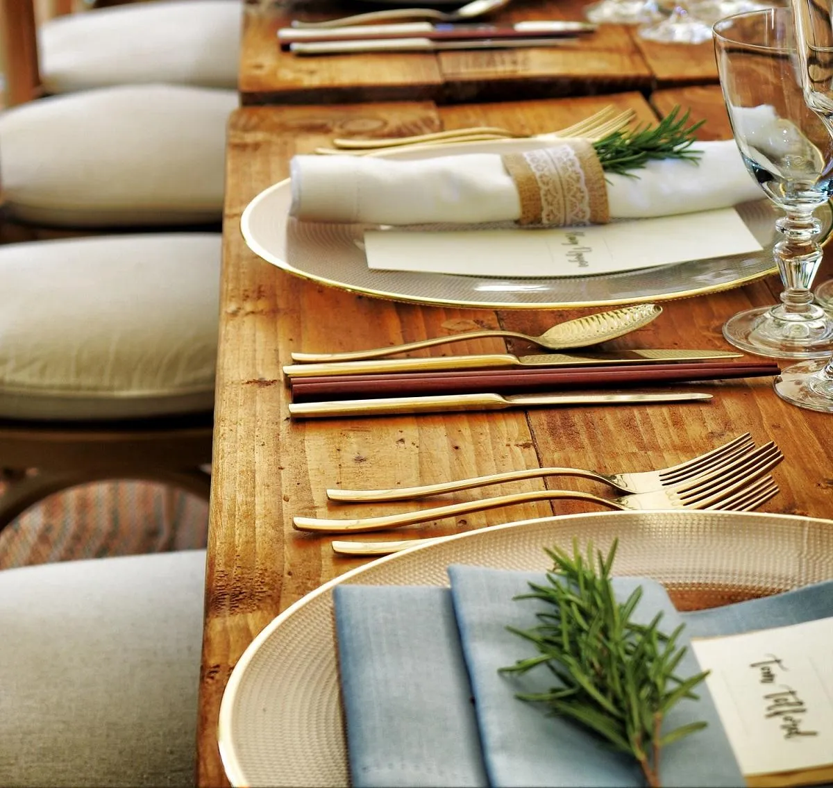 Такі деталі гармонійно виглядають акцентно столі/ Фото Pexels Такі деталі гармонійно виглядають акцентно столі/ Фото Pexels