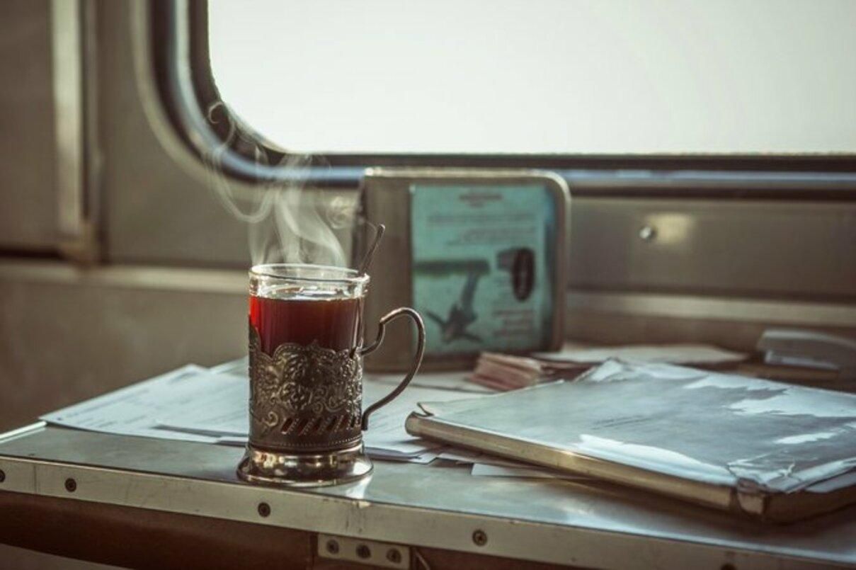 Чай и кофе снова будут продавать в поездах с 1 декабря 2020